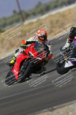 media/Nov-28-2022-Moto Forza (Mon) [[c5a51e62ca]]/A Group/Session 3 (Turn 16)/